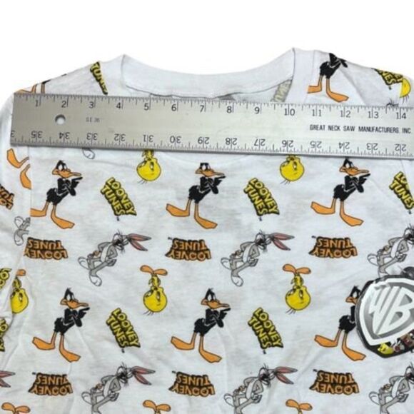 Looney Tunes Graphic‎ T-Shirts Six Flags Bugs Bunny Daffy Tweety Bird - Picture 3 of 7